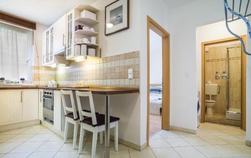 Corvin negyed Apartamento | Lovely Corvin Apartment