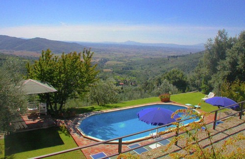 Cortona Cabaña | Hermosa casa de campo en Cortona con piscina y vistas