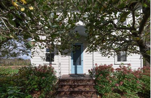 Millerton Cabaña | Lovely cottage on quiet country road in Millerton, New York, on 23 acres.
