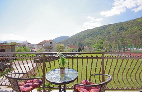 Vrlika Apartamento | Lovely countryside Apartment Dolac - Valley, Vrlika