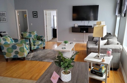 Morgan Park Apartamento | Lovely cozy 2 Bedroom Private Suite In Historical Beverly Community