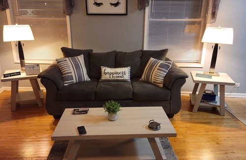 Morgan Park Apartamento | Lovely cozy 2 Bedroom Private Suite In Historical Beverly Community