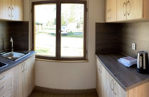 Hradec Kralove Casa | Hermoso apartamento en villa para 12 personas con WIFI, TV, patio, mascotas permitida y aparcamiento