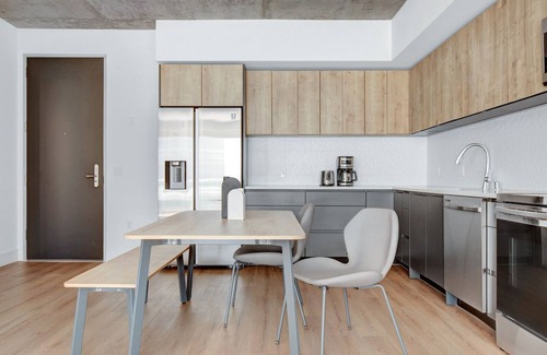 City West Apartamento | Lovely Downtown 1BR w/ Pool, Gym & W/D near Staples Center, by Blueground