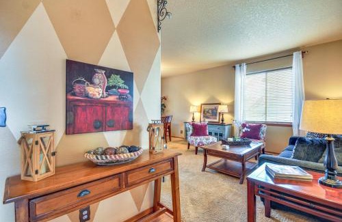 Dundee Casa | Lovely Dundee Home with Private Yard and Fire Pit!