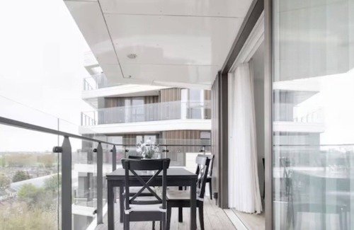 Leyton Apartamento | Lovely En-suite Flat With Balcony and Parking