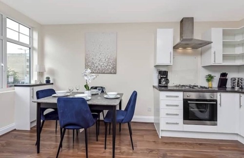 Stamford Hill Apartamento | Lovely Family Flat with Excellent Transport Links