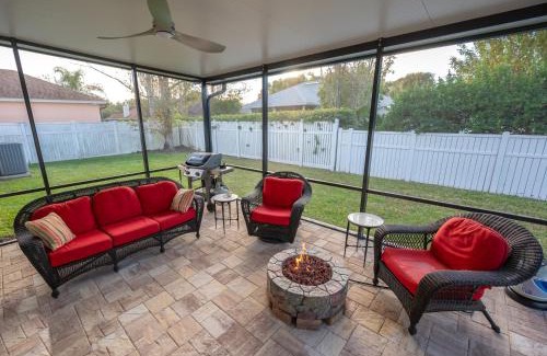 Fernandina Beach Casa | Lovely Family Home with Lanai, 6 Mi to Amelia Island