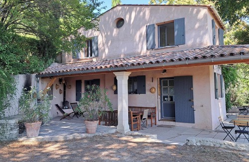 Forcalquier Casa | Encantadora casa familiar con piscina, privacidad completa y vistas sobre el Lubero