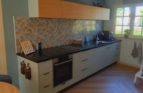 Nieuw-West Casa | Lovely family home in Amsterdam with private parking