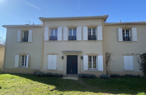 Les Serres - Vivier Casa | Lovely family home with swimming pool near Lyon