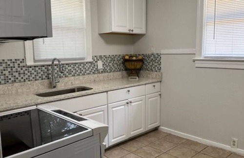 Northside Chalet De Esquí | LOVELY FAMILY HOUSE WITH LARGE GARDEN JACKSONVILLE