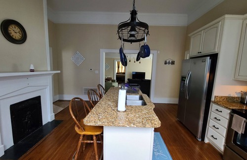 Lumberton Casa | Lovely fenced and gated 3-bed/2 bath home on beautiful Elm lined Main Street.