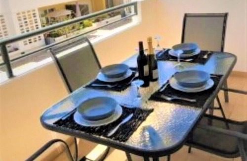 Cabanas Apartamento | Precioso apartamento en el primer piso Balcón grande con vistas a la piscina y jardines con licencia