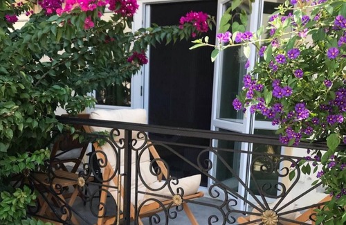 Gulluk Apartamento | Lovely Flat near Sea with Shared Pool in Milas
