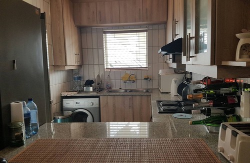 Bloubergstrand Apartamento | Precioso totalmente amueblado Alquiler de vacaciones