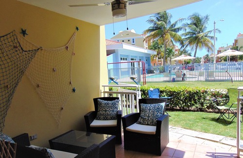 Mediania Alta Apartamento | Villa de lujo con jardín frente al mar cerca de San Juan