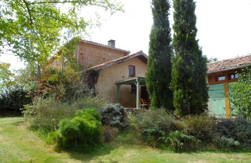 Labastide-Paumes Apartamento | albergue de lujo para 5 en preciosa casa de campo con gran piscina, en un entorno impresionante