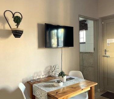 Welgemoed Apartamento | Lovely Guest Suite for Family of 4