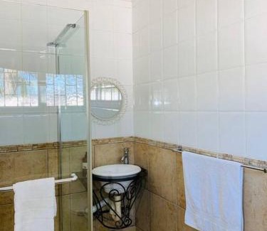 Welgemoed Apartamento | Lovely Guest Suite for Family of 4