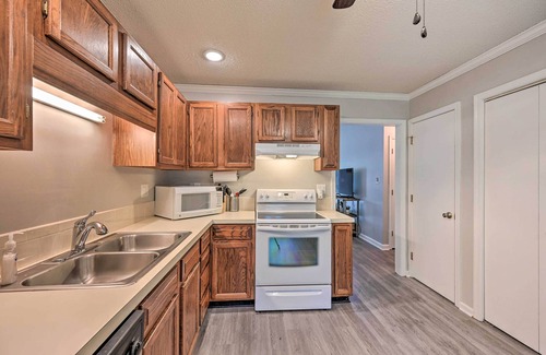 High Point Casa | Lovely High Point Abode ~ 2 Mi to University!