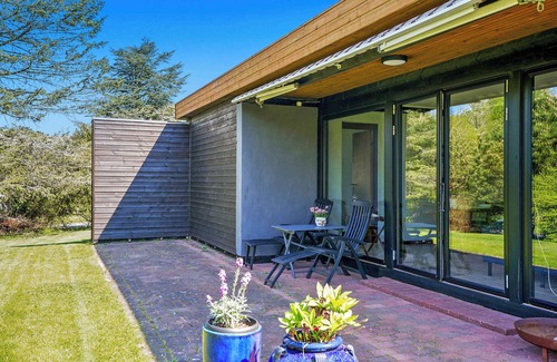 Udsholt Sand Casa | Lovely holiday home close to town and beach