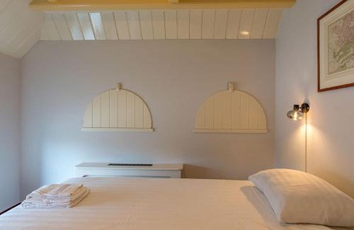 Oosterend Casa | Lovely Holiday Home in Texel near Sea