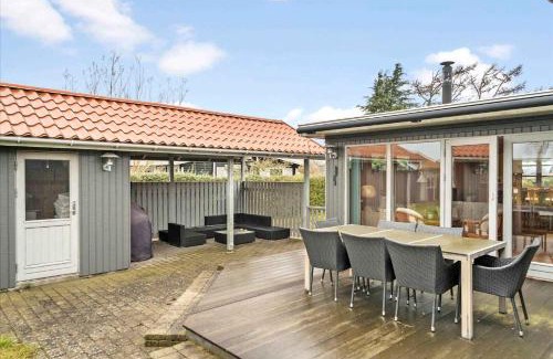Tørresø Casa | Lovely Holiday Home On The Beach At Tørresø