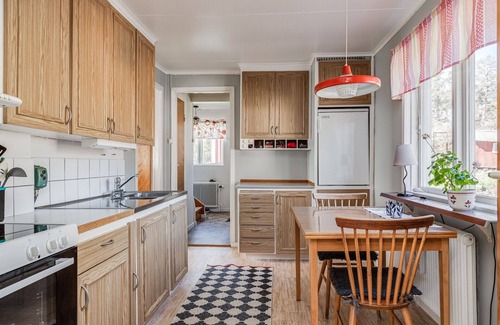 Oskarshamn Casa | Lovely holiday home with a sea view| SE05036