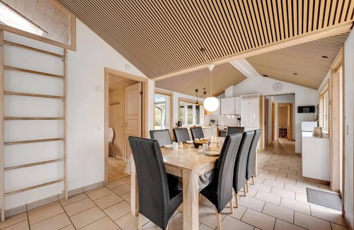 Ringkøbing-Skjern Municipality Casa | Lovely holiday home with large outdoor spa, indoor spa and sauna close to Ringkøbing Fjord.