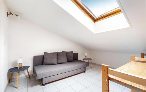Saint-Trojan-les-Bains Casa | Lovely Home In Saint-Trojan-Les-Bains