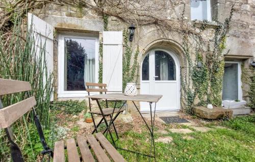 Tremblay Casa | Lovely Home In Tremblay With Kitchen