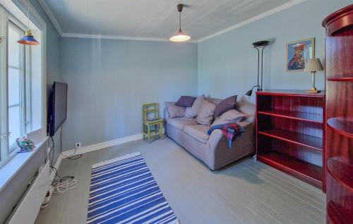 Auktsjaur Casa | Lovely Home In Auktsjaur With Sauna