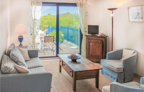Sene Casa | Lovely Home In Cadouarn With Wifi