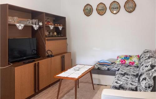 Donji Zagon Casa | Lovely Home In Donji Zagon With Wifi