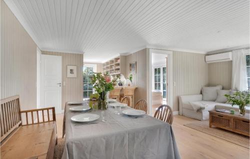 Havnsø Casa | Lovely Home In Føllenslev With Wifi