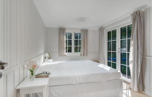 Havnsø Casa | Lovely Home In Føllenslev With Wifi