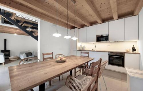 Funtana Casa | Lovely Home In Funtana With Wifi