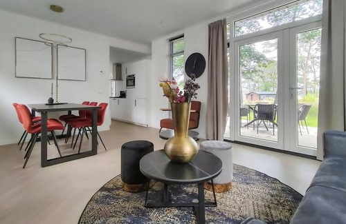 Municipality of Hellendoorn Casa | Lovely home in Hellendoorn with kitchen