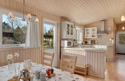 Melby Casa | Impresionante casa en Melby con WiFi