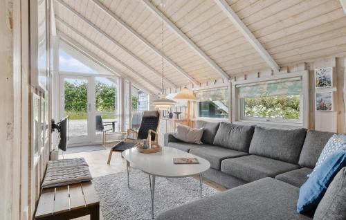 Vejlby Fed Casa | Lovely Home In Middelfart With Kitchen