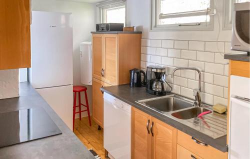 Angelholm Municipality Casa | Lovely Home In Munka-Ljungby With Wifi