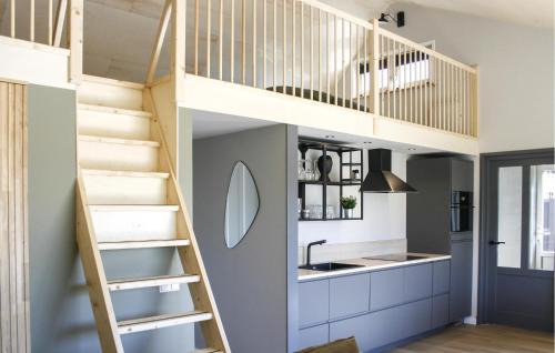 Oostwoud Casa | Lovely Home In Oostwoud With Wifi