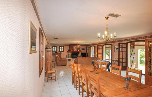 Prades Casa | Lovely Home In Prades