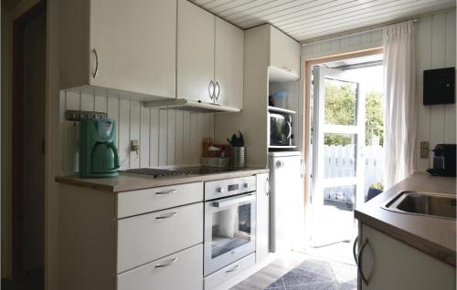 Lodbjerg Hede Casa | Lovely Home In Ringkøbing With Kitchen