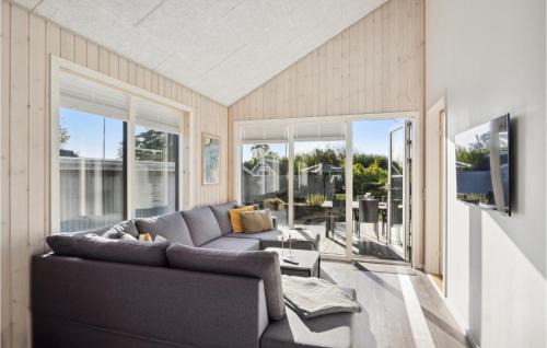 Grønninghoved Strand Casa | Lovely Home In Sjølund
