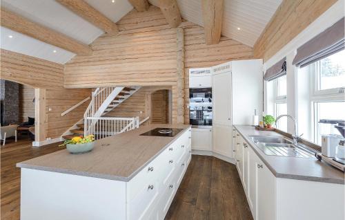 Sjusjoen Casa | Lovely Home In Sjusjøen With Sauna