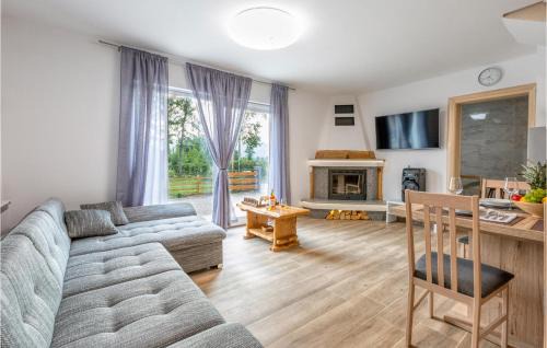 Gospic Casa | Lovely Home In Smiljan With Sauna