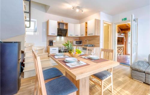 Gospic Casa | Lovely Home In Smiljan With Sauna