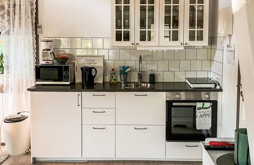 Storgardet-Tallasen-Tostero Casa | Bonita casa en Strängnäs con cocina